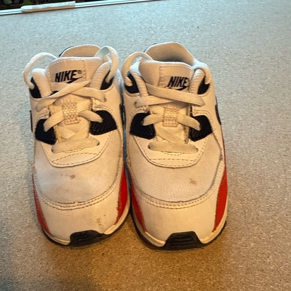 Nike Kids Red and White Sneakers - Picture 2 of 4